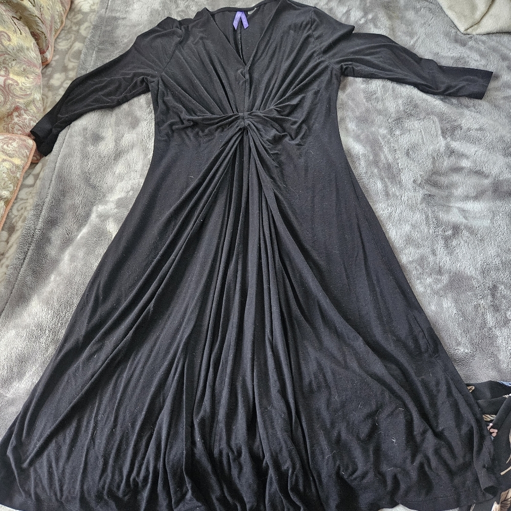 Maternity/ nursing dresses - Picture 9 of 16